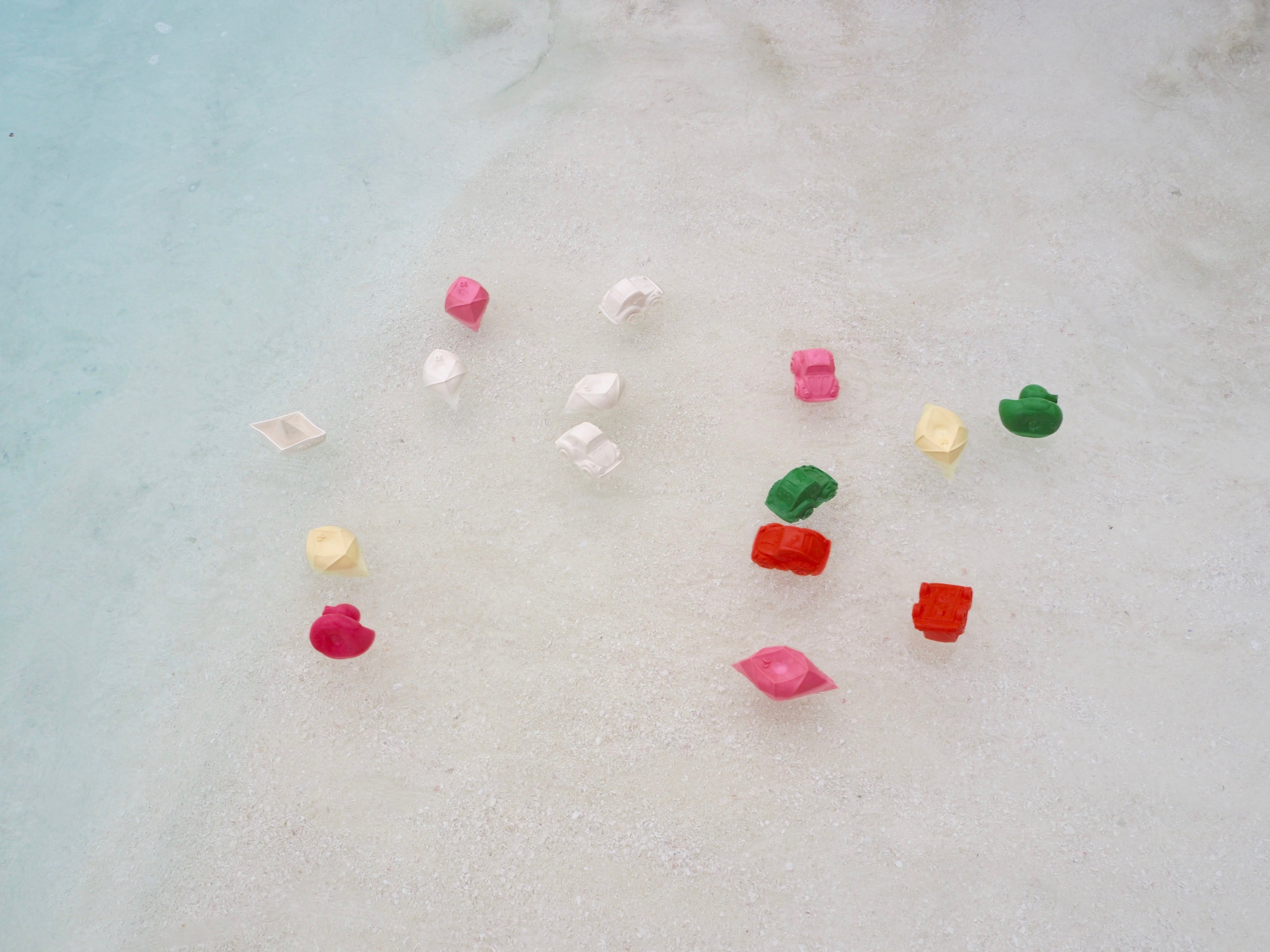 canard-monochrome-rose-oli-carol