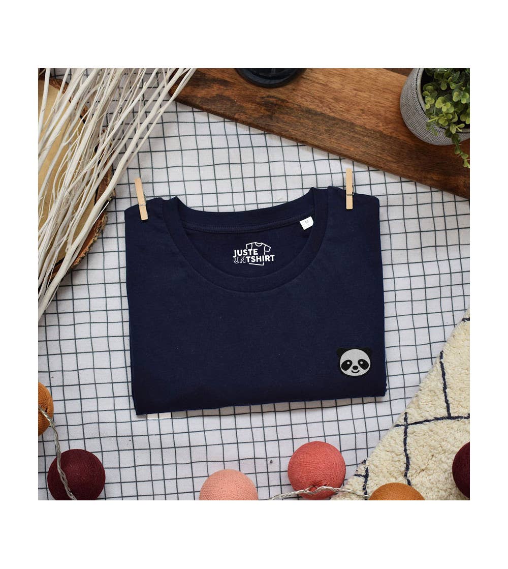 Besticktes T-Shirt Panda