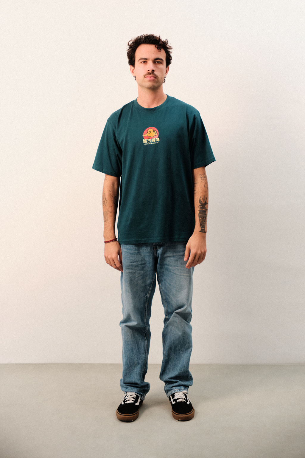 T-shirt Love me, feedme & Never Leave Me