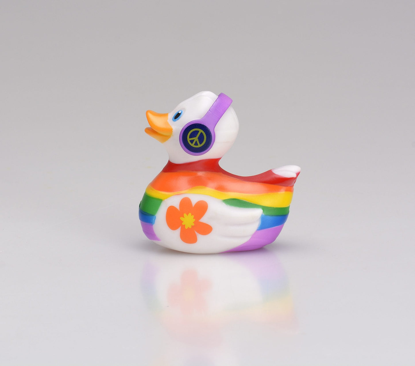 Duck love is love white