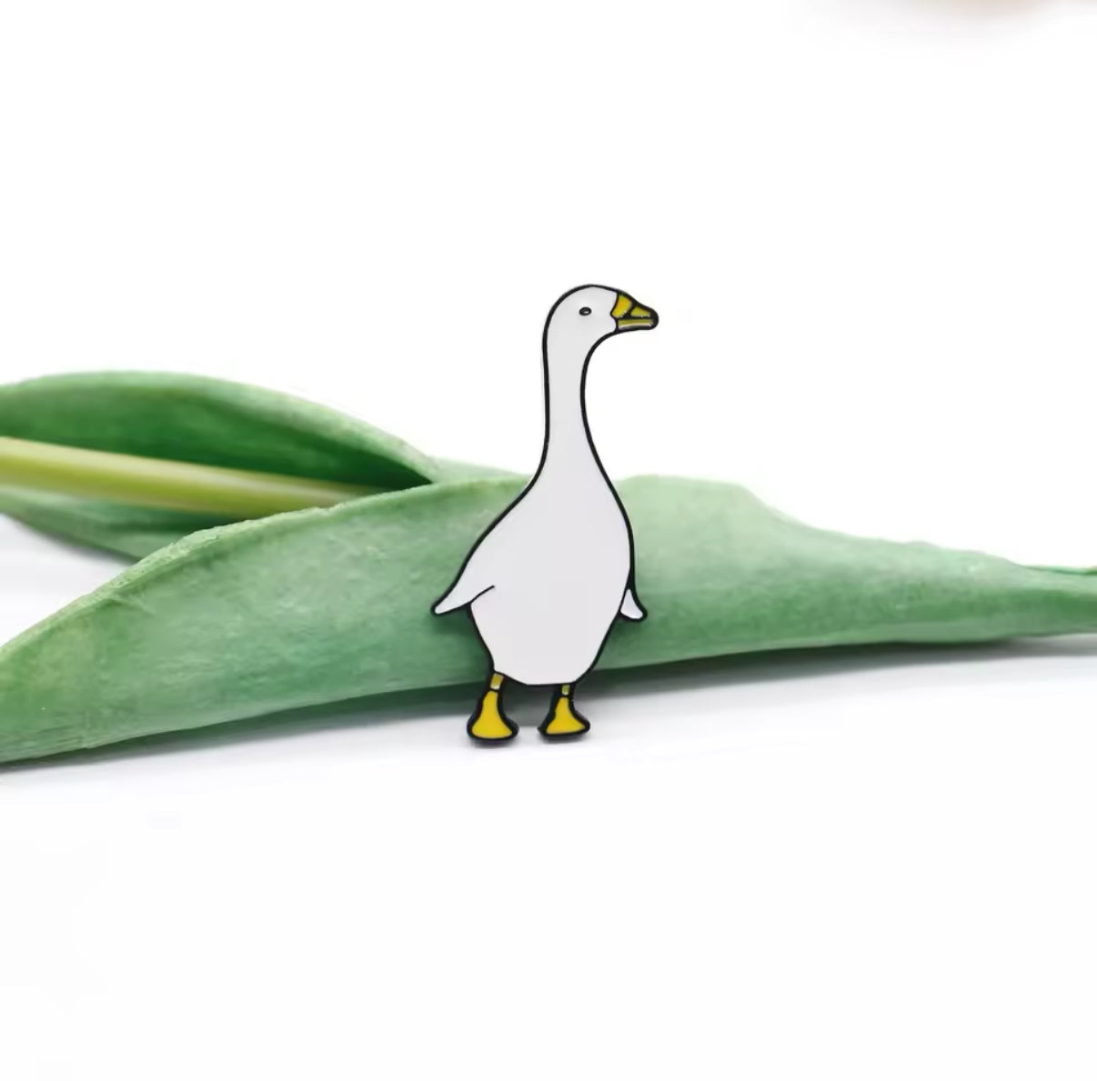 Large White Duck Pin
