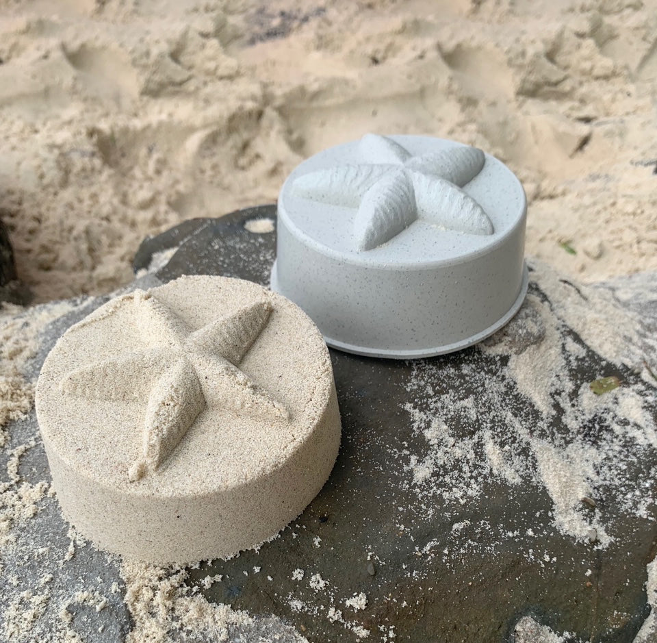 Set of duck sand molds