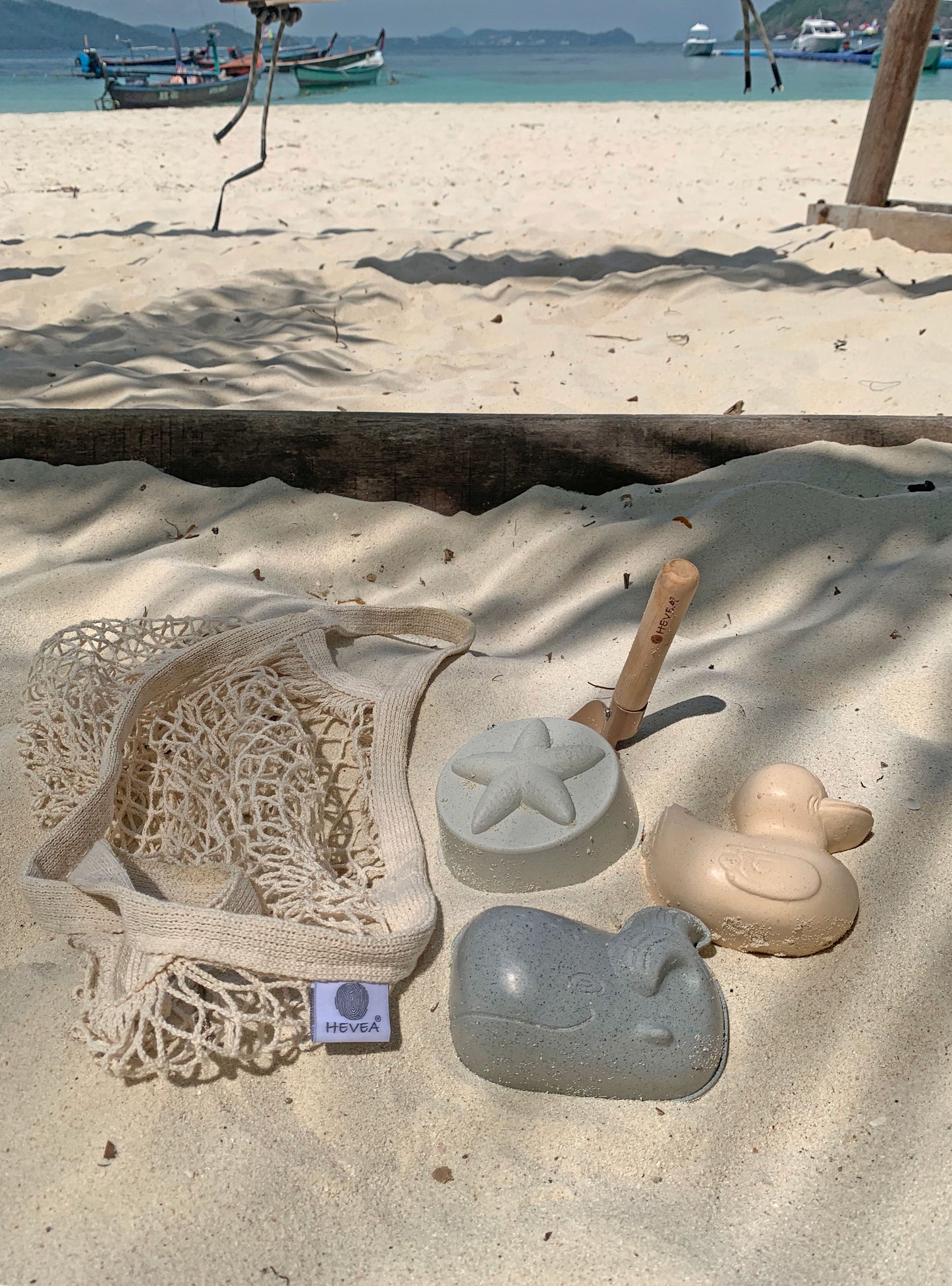 Set of duck sand molds