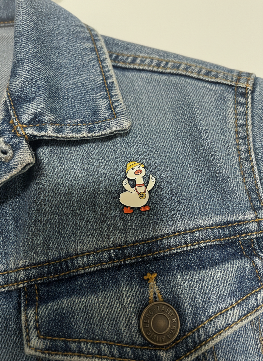 Weiße Ente Touristennadel 