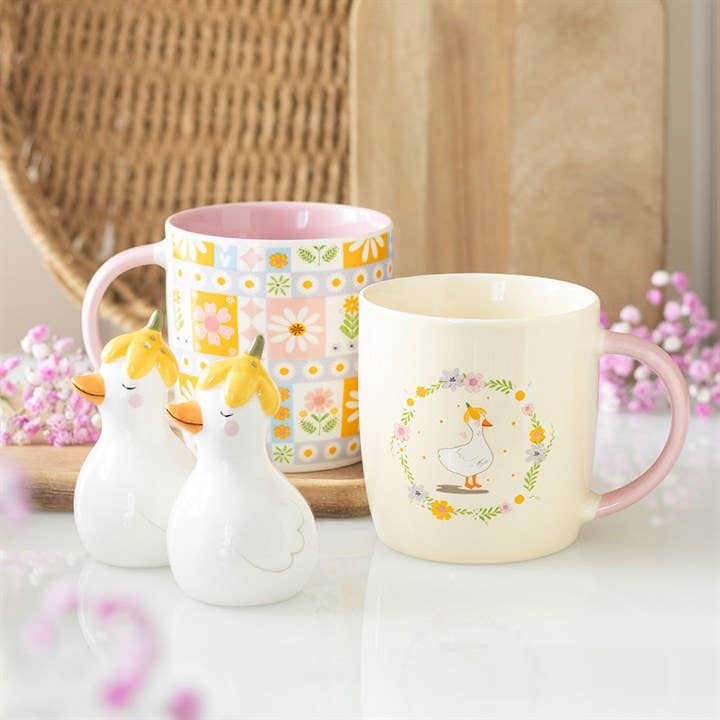 Blumenentenbecher