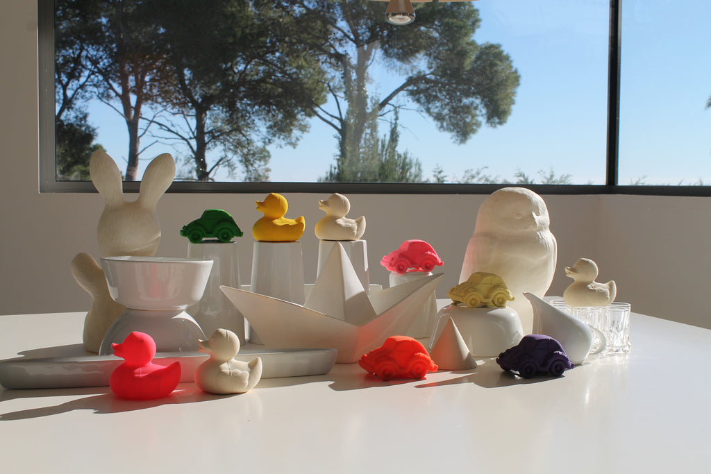 canard-monochrome-rose-oli-carol