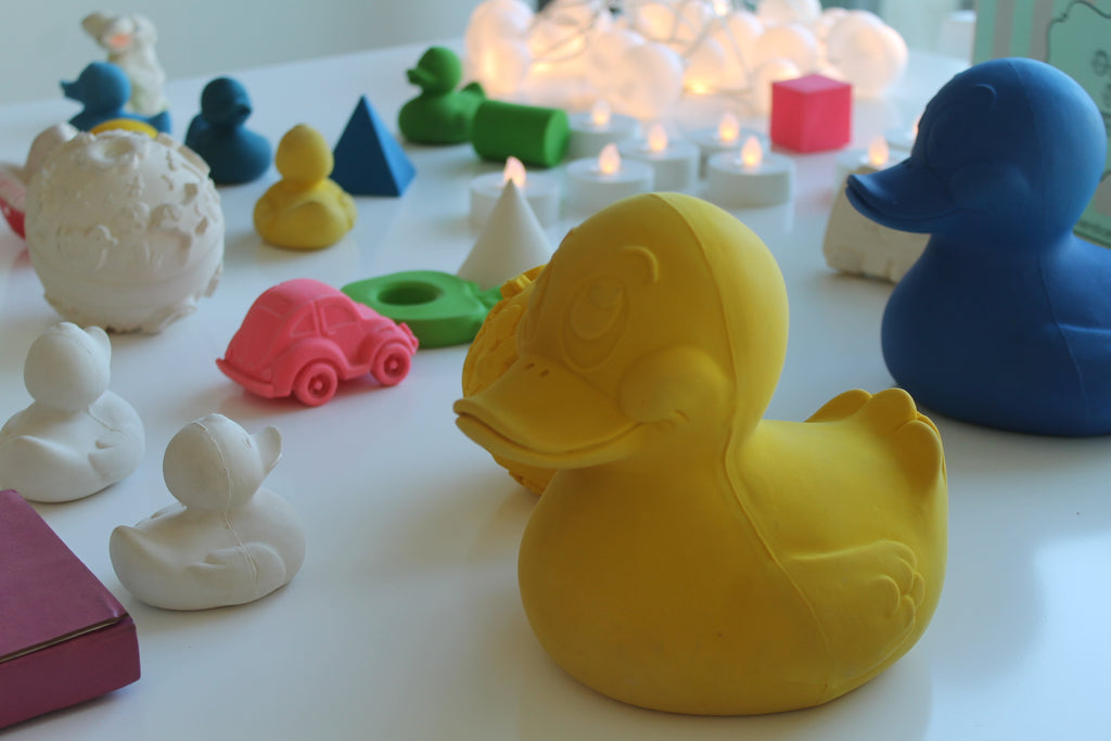 canard-monochrome-blanc-oli-carol